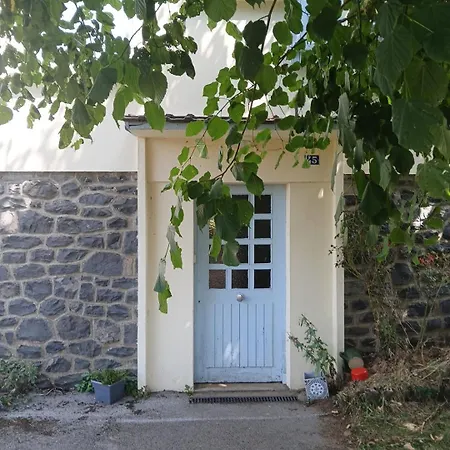 別荘 La Maison Aux Volets Bleus ル・ヴィガン